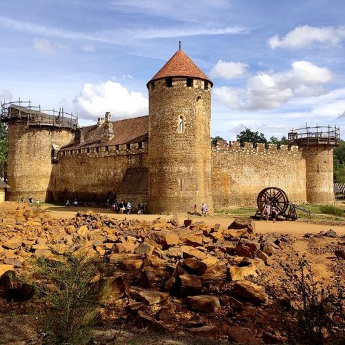 Guédelon: un sorprendente cantiere medievale da visitare