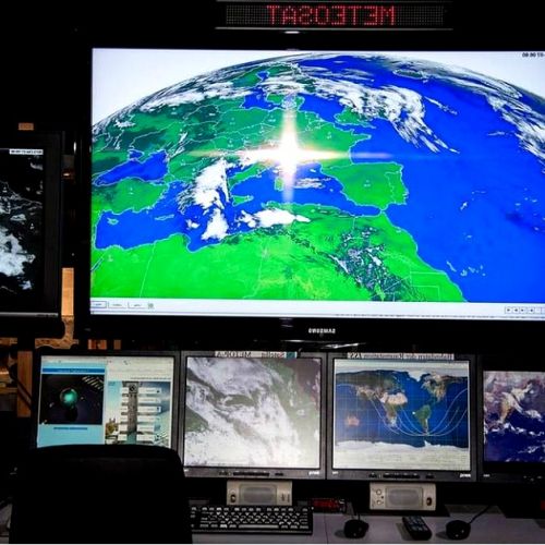 IA e meteo: come l'intelligenza artificiale migliora le previsioni