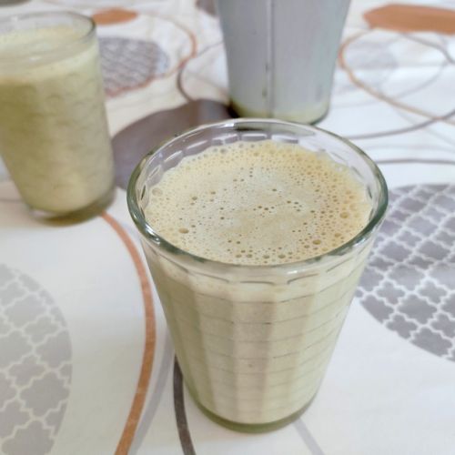 Il milkshake alla banana e matcha: una ricetta facile