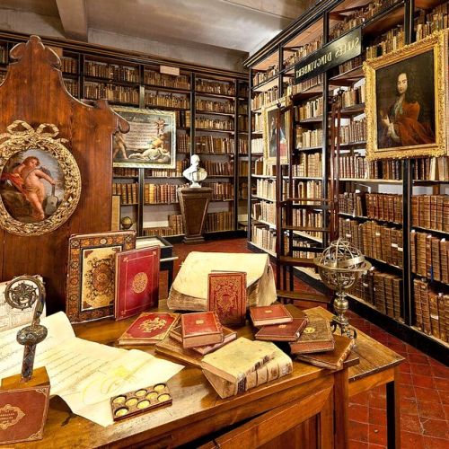 L'Inguimbertina: l'unica biblioteca museo di Francia a Carpentras