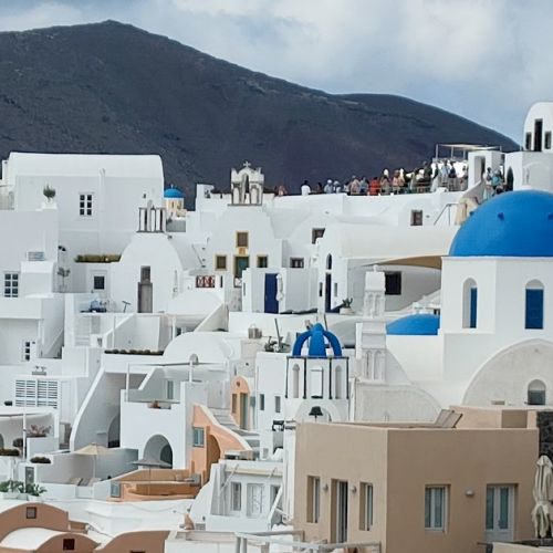 Oia: la perla di Santorini in Grecia