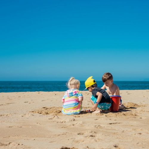 Vacanze al mare: godersi la spiaggia in tutta sicurezza